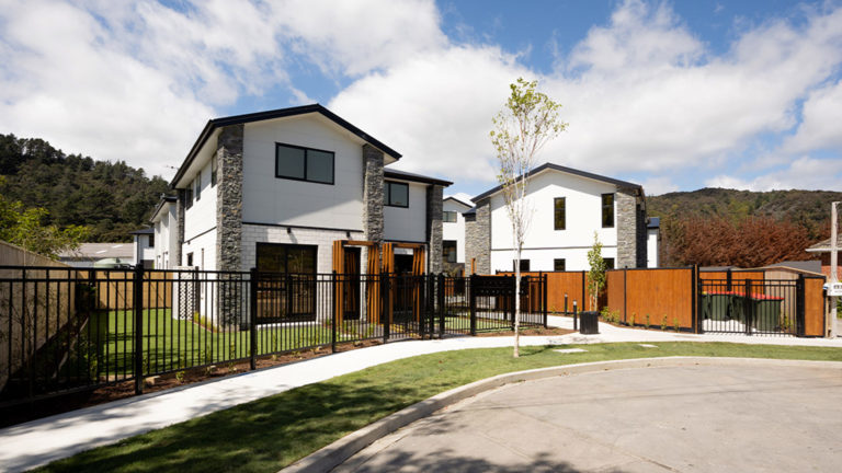 4 Johnston Grove